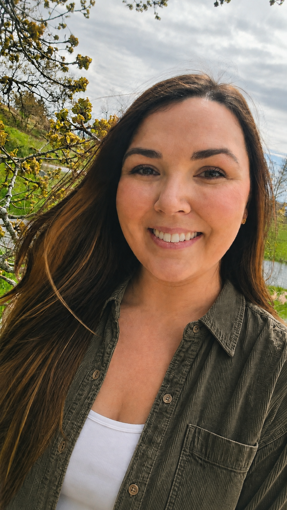 alli_deelstra_headshot